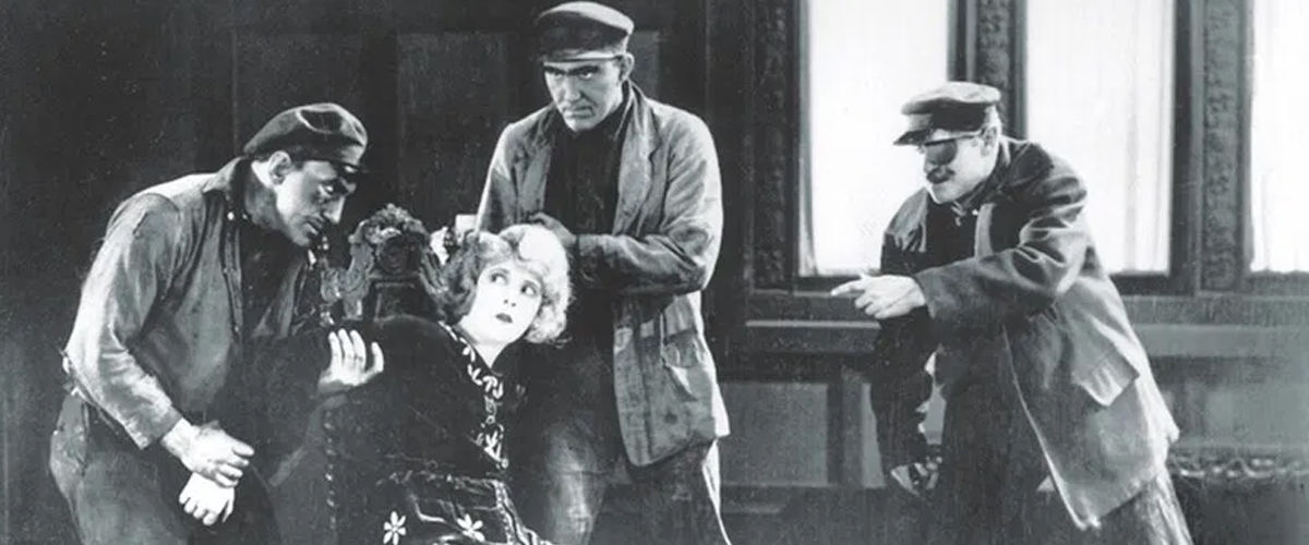 1 — Vista-se com elegância: vamos ao cinema acompanhar os seriados